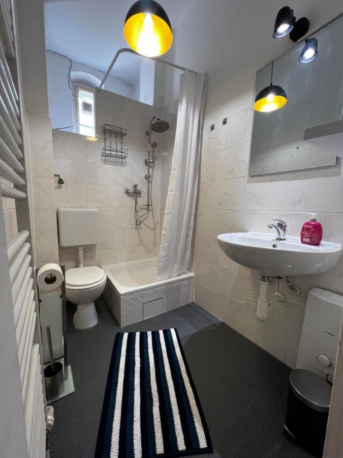 ברלין Ferienwohnung Am Schlosspark Charlottenburg מראה חיצוני תמונה